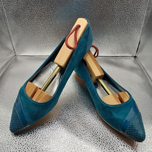 White House Black Market Shoes - White House Black Market Bluish Green Flats Women's Size 6